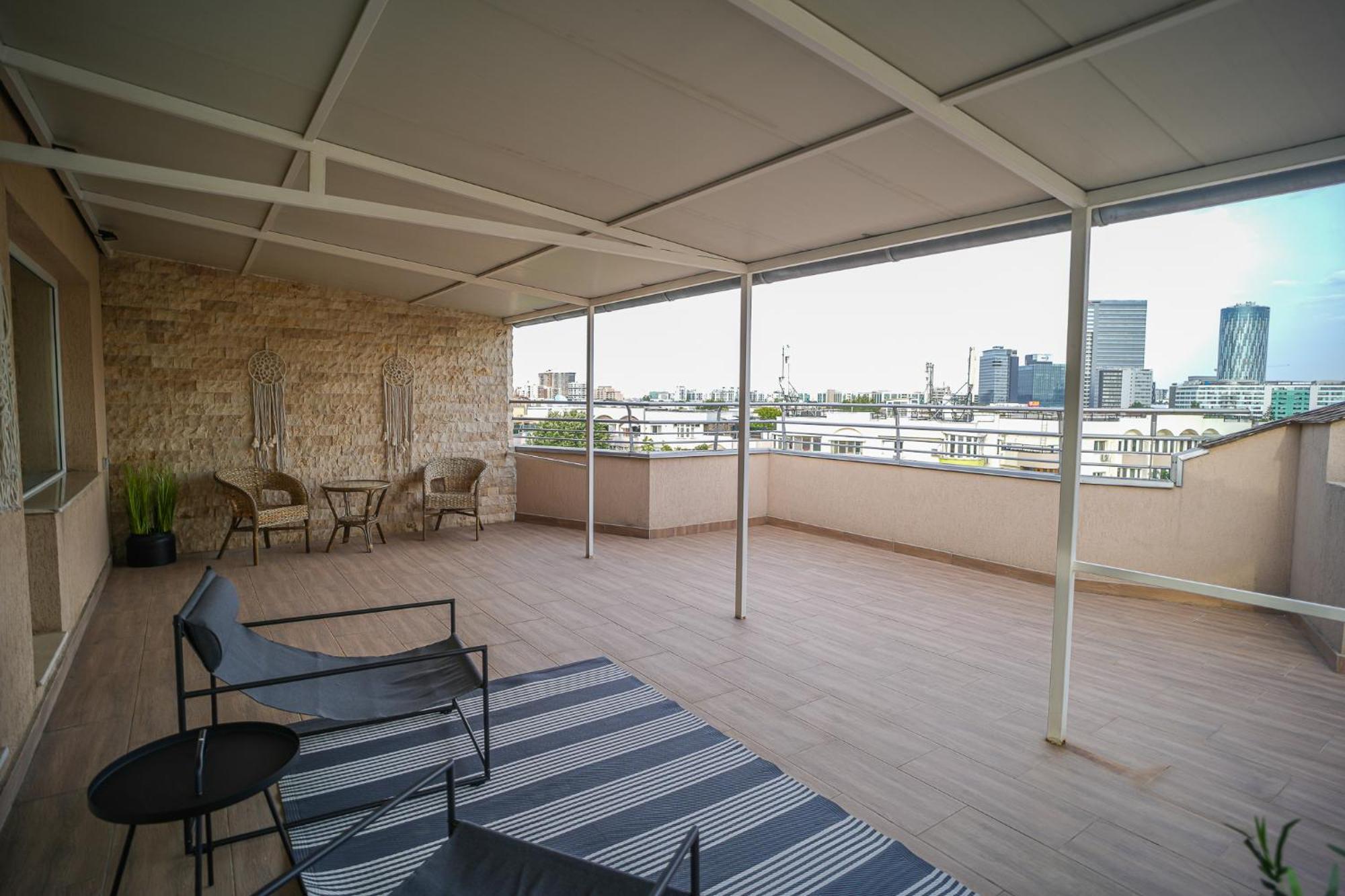 Penthouse With Huge Rooftop Terrace & City View Бухарест Екстер'єр фото