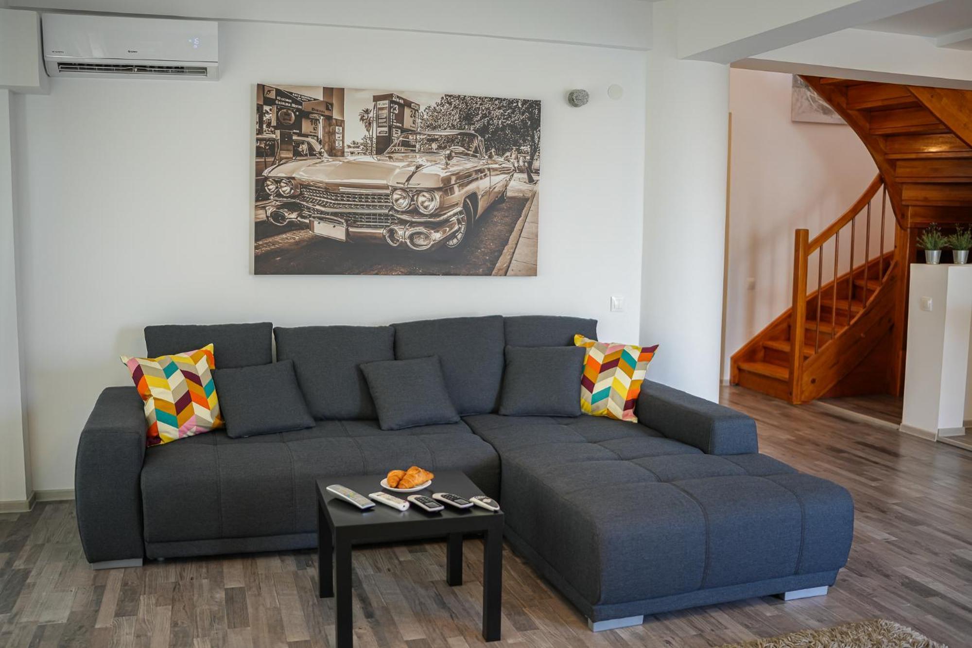 Penthouse With Huge Rooftop Terrace & City View Бухарест Екстер'єр фото