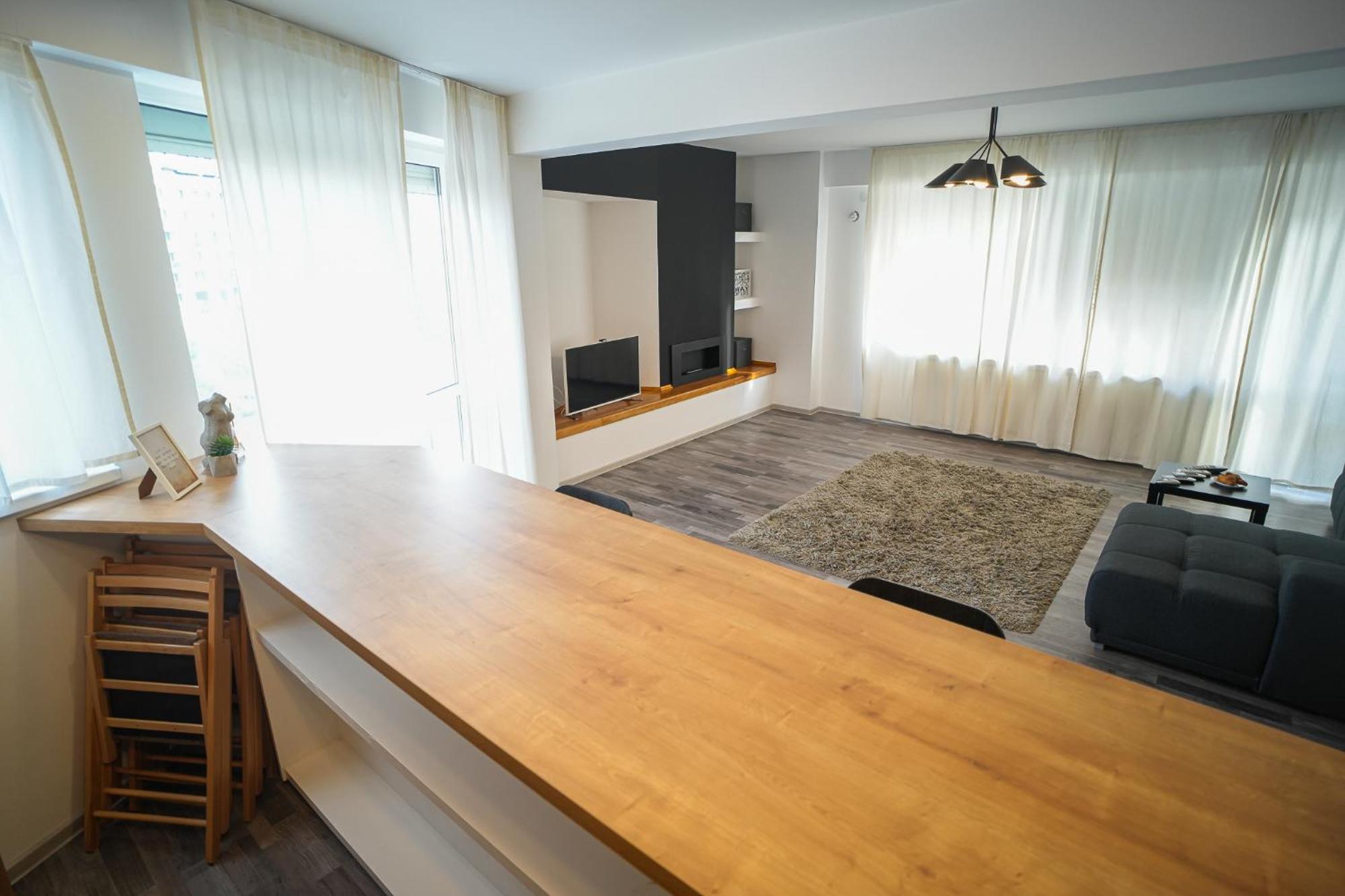 Penthouse With Huge Rooftop Terrace & City View Бухарест Екстер'єр фото
