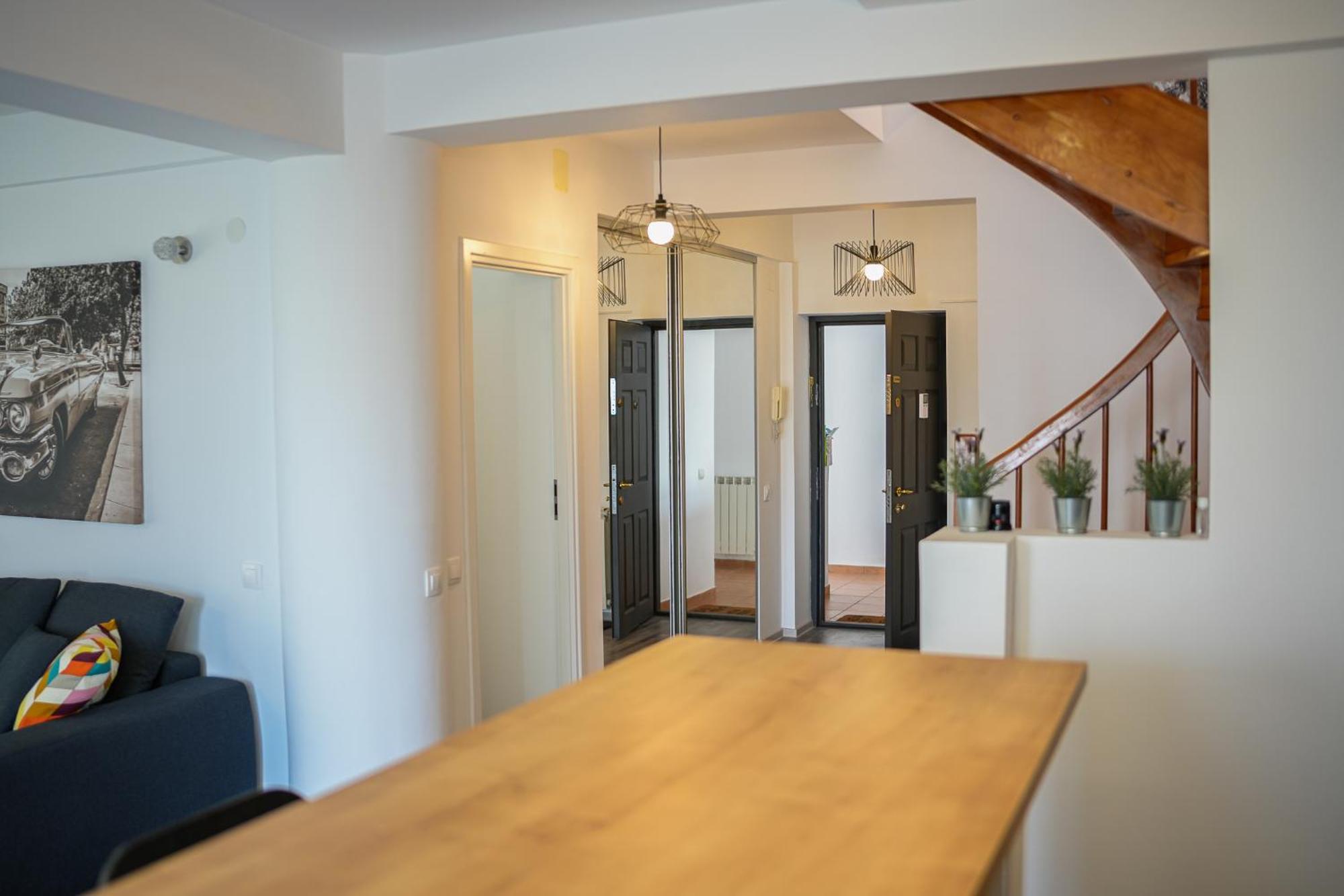 Penthouse With Huge Rooftop Terrace & City View Бухарест Екстер'єр фото